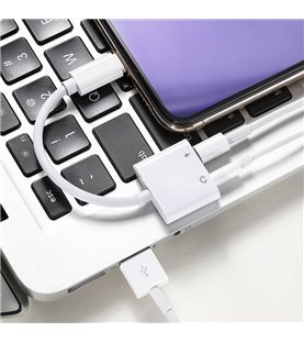 Cabo Adaptador para iPhone com Porta Lightning para Carregamento e Porta Jack 3.5mm para Auriculares - Goeik